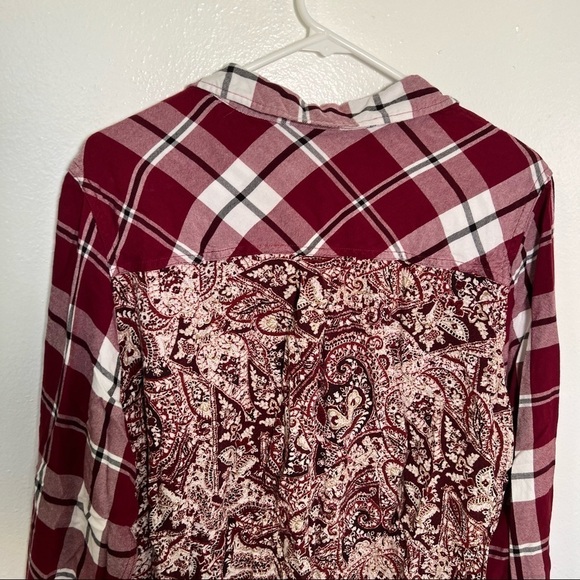 Catherine’s Button Down Shirt Red Plaid Handkerchief Back - Picture 7 of 8